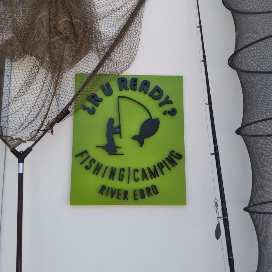 R U Ready Fishing, River Ebro 梅基嫩萨 外观 照片